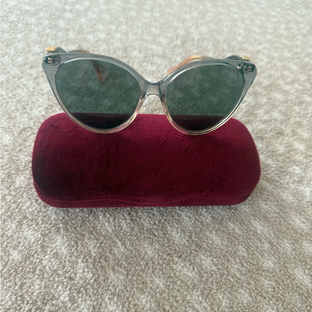 Stylish Black Sunglasses